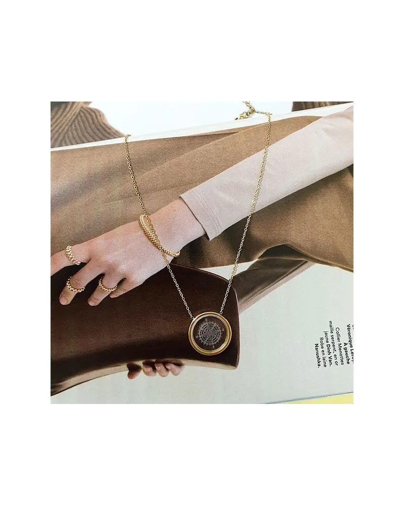 Collier ras de cou acier pendentif boussole mode et tendance