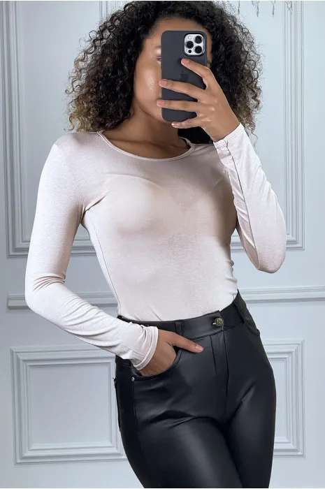 Sous-pull beige à col rond très tendance. Vêtement femme pas cher.
